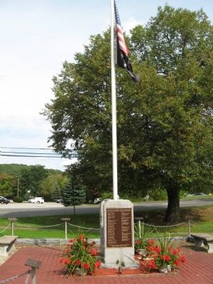New Fairfield Veterans Memorial image. Click for full size.
