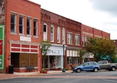 Laurens County Square -<br>East Side image. Click for full size.