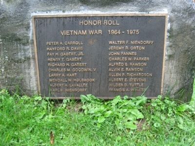 Weston Vietnam War Monument Plaque image. Click for full size.