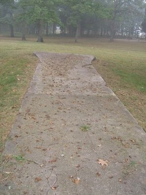 Sidewalk leading up to where Belle Haven Baptist Church used to be. image. Click for full size.