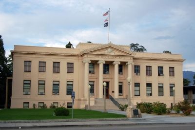 Inyo County Courthouse image. Click for full size.