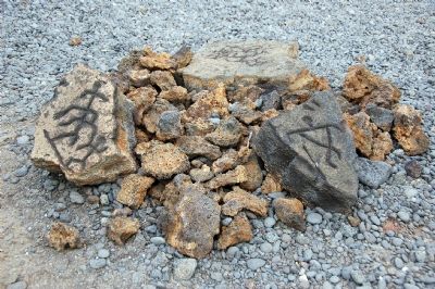 Petroglyphs beside the trail. Click for full size. Petroglyphs beside the trail image. Click for full size.