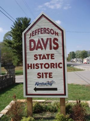 Sign at the entrance to the Jefferson Davis Historic Site. image. Click for full size.