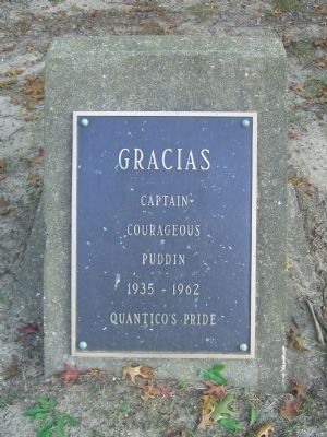 Gracias Marker. Click for full size. Gracias Marker image. Click for full size.