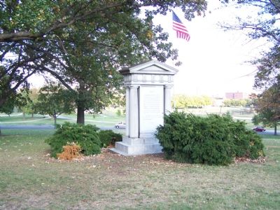 Full view of monument.. Click for full size. Full view of monument. image. Click for full size.