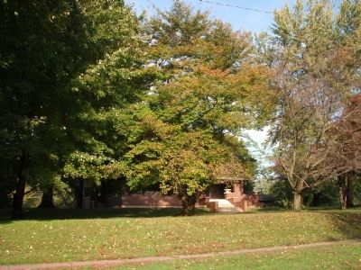 East Side of Mimi's House. Click for full size. East Side of Mimi's House image. Click for full size.