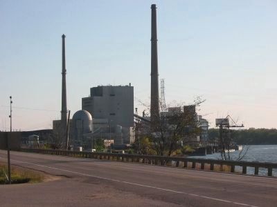La Crosse Boiling Water Reactor. Click for full size. La Crosse Boiling Water Reactor image. Click for full size.