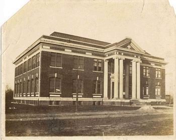 Jacobs Hall image. Click for full size.