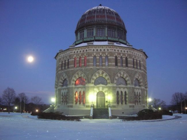 Nott Memorial at Dawn with Moon image. Click for full size.