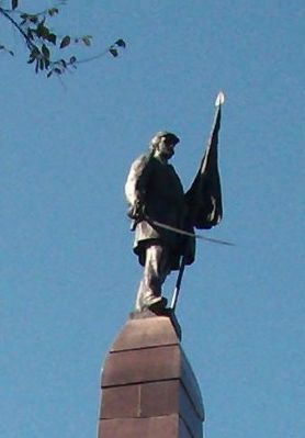 Top Statue - - Civil War Memorial image. Click for full size.