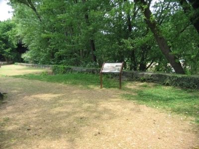 Racing West Marker. Click for full size. Racing West Marker image. Click for full size.