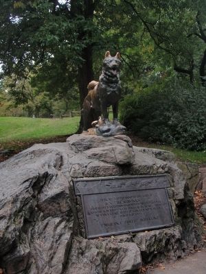 Balto Monument image. Click for full size.