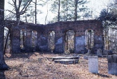 Biggin Church and cemetery ruins image. Click for full size.