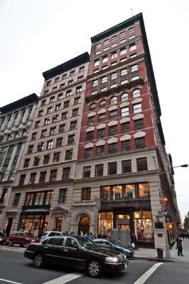 85 Fifth Avenue. Click for full size. 85 Fifth Avenue image. Click for full size.