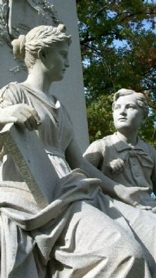 Franklin County Civil War Memorial Statuary image. Click for full size.