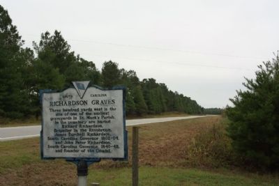 Richardson Graves Marker as seen looking south along Old River Road ( State Road 14-76) image. Click for full size.