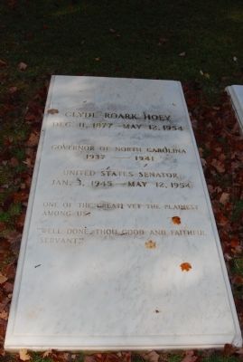 Clyde R. Hoey Grave image. Click for full size.