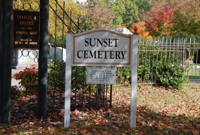 Sunset Cemetery. Click for full size. Sunset Cemetery image. Click for full size.