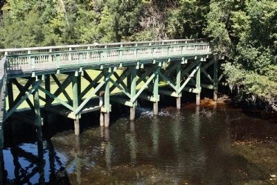 a section of the Santee Canal seen at the Old Santee Canal Park image. Click for full size.