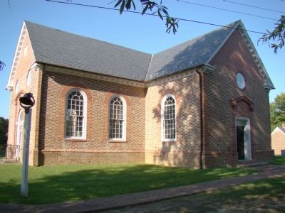 North Farnham Church image. Click for full size.