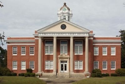 Treutlen County Courthouse image. Click for full size.