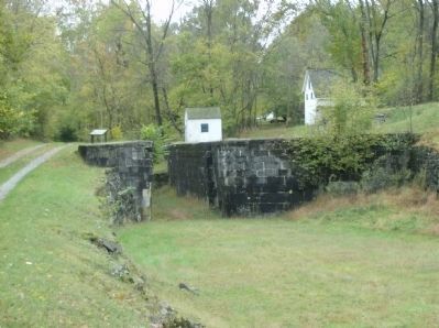 View of the entrance to Lock #50 image. Click for full size.