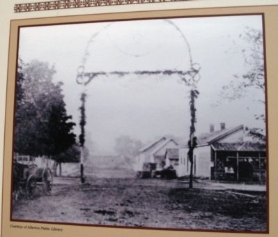 Close-up Photo - - Tenbrook (Tavern) Hotel - Right side of Photo image. Click for full size.