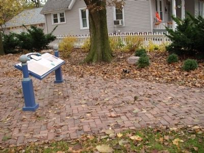 Looking East - - Douglas - Lincoln Debates Marker image. Click for full size.