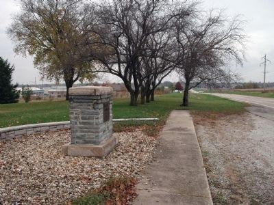 Looking North - - Lincoln - Douglas Marker. Click for full size. Looking North - - Lincoln - Douglas Marker image. Click for full size.
