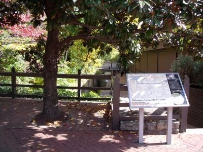 Richmond Riverfront Canal Walk image. Click for full size.