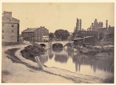 Ruins at Richmond, Va., canal in foreground, ruins in backround image. Click for full size.