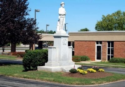 Cherokee County Confederate Monument<br>South Corner image. Click for full size.