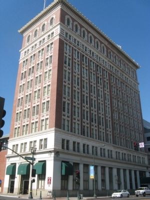 Commercial and Savings Bank Building image. Click for full size.