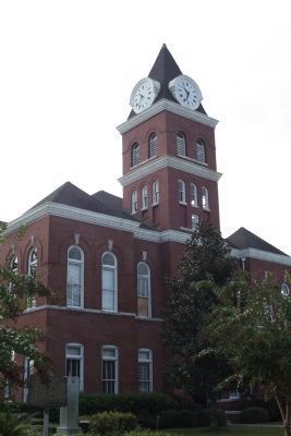 Wayne County Marker at the Courthouse. Click for full size. Wayne County Marker at the Courthouse image. Click for full size.