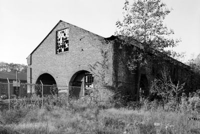 Tredegar Iron Works - exterior view showing gabled end of structure. image. Click for full size.