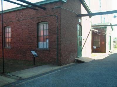 Building 3 image. Click for full size.