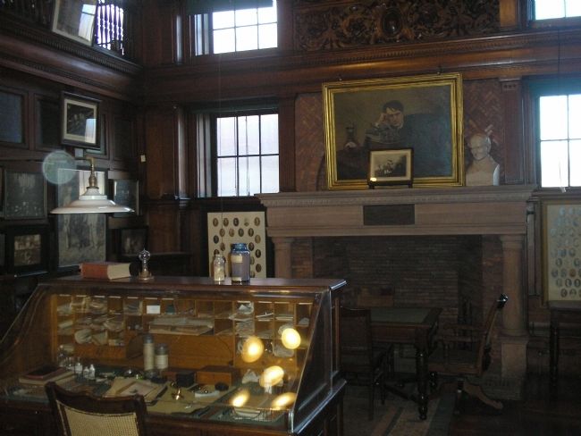 Thomas Edison�s Library image. Click for full size.