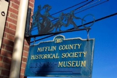 Historical Society Marker on House. Click for full size. Historical Society Marker on House image. Click for full size.