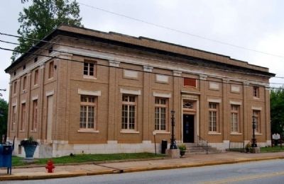 Abbeville Post Office (former) (1912)<br>201 South Main Street image. Click for full size.