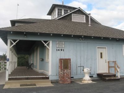 Alviso Marker and the South Bay Yacht Club image. Click for full size.