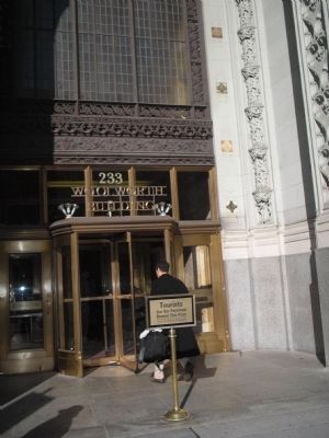 Entrance to Woolworth Building image. Click for full size.