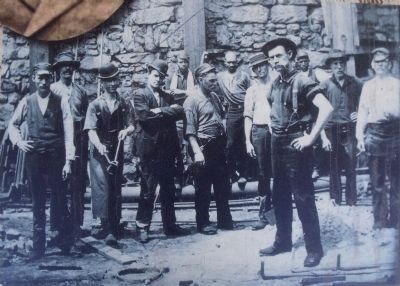 Tredegar Mill workers image. Click for full size.