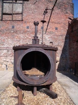 Turbine casing image. Click for full size.
