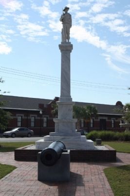 Waycross Confederate Monument Marker image. Click for full size.