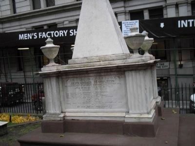 Grave of Alexander Hamilton image. Click for full size.