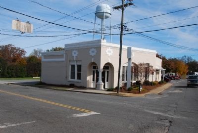 First National Bank of Sharon. Click for full size. First National Bank of Sharon image. Click for full size.