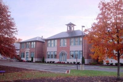 Glen Allen School on Old Washington Highway image. Click for full size.