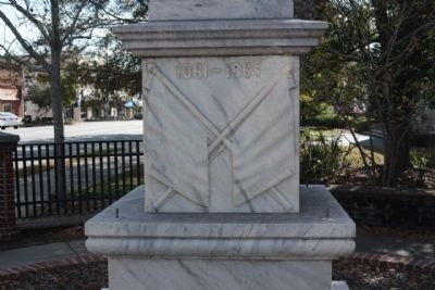 Coffee County Confederate Monument north face image. Click for full size.