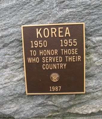 Plaque on the South Face image. Click for full size.