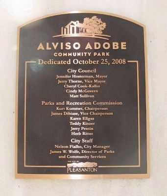 Dedication Plaque Mounted on the South Support Arch of the Adobe image. Click for full size.
